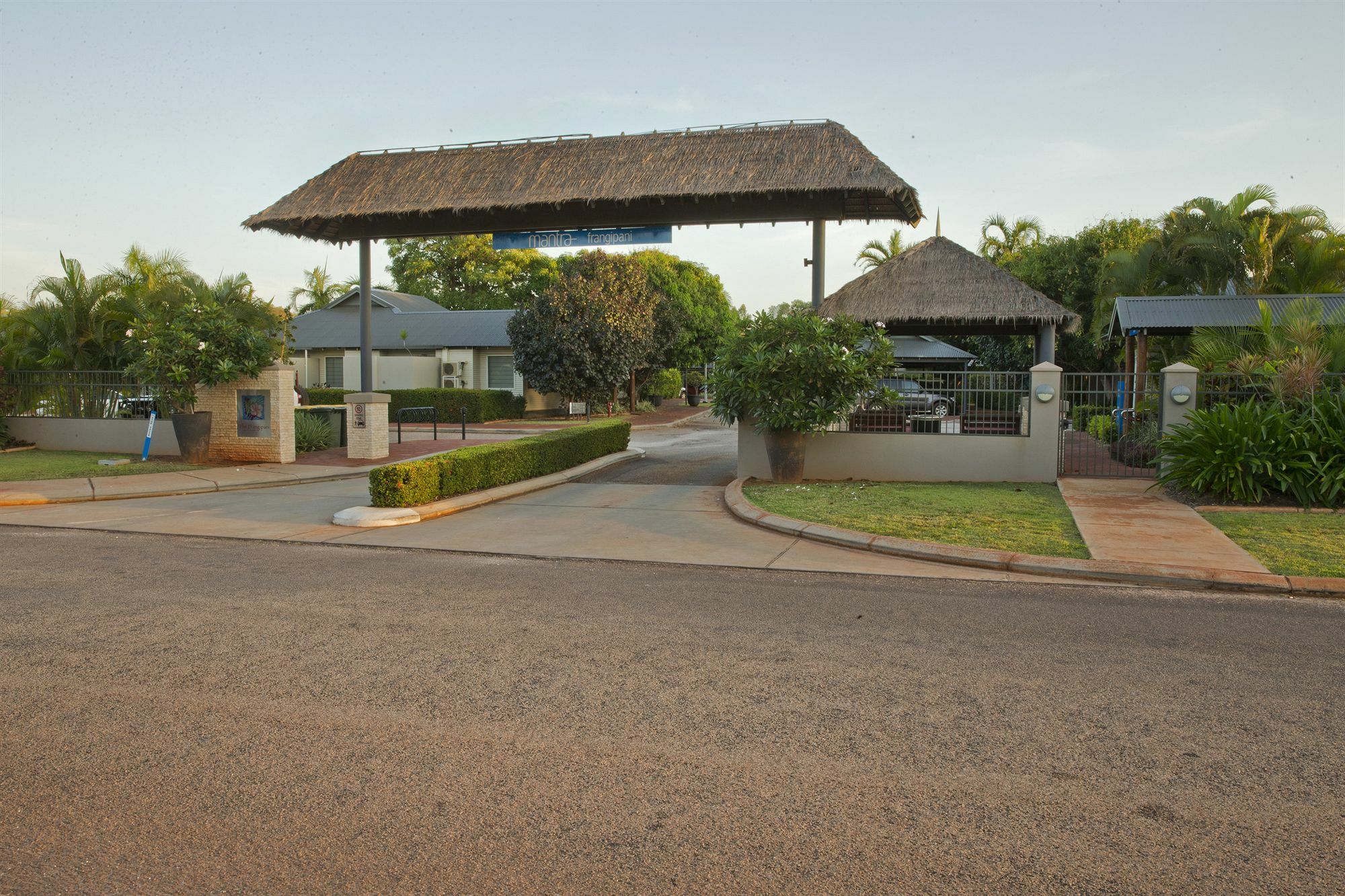 Mantra Frangipani Broome Exterior photo